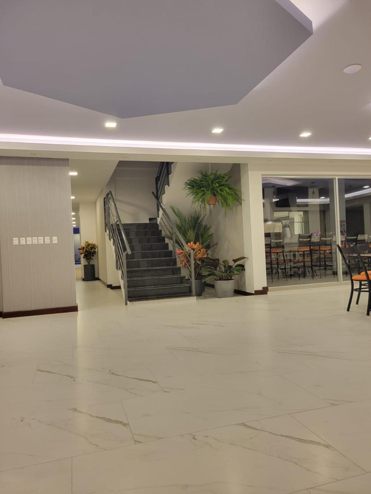 Hotel Cayuga Puntarenas
