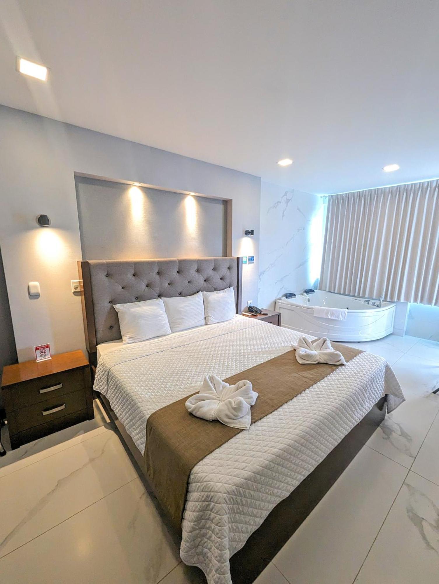 Hotel Cayuga Puntarenas